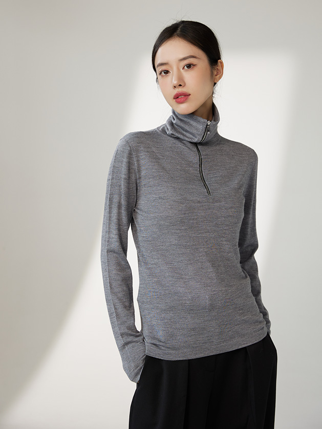 Minimalist Knit Half-Zip Sweater - Image 5