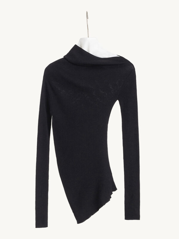 Seamless one-piece off-shoulder style