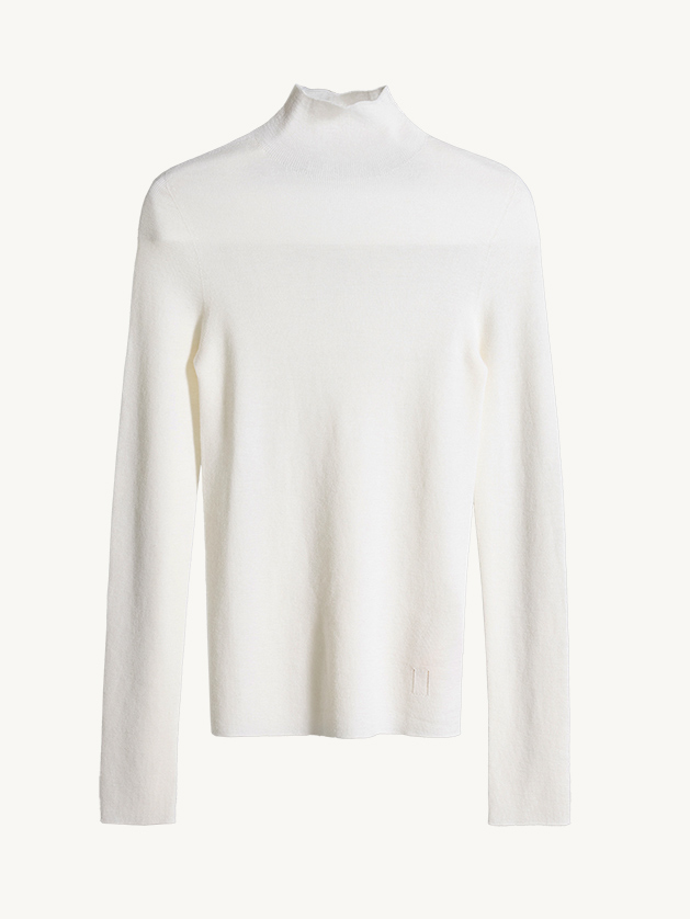 Fine-Gauge Seamless Wool Turtleneck - Image 2