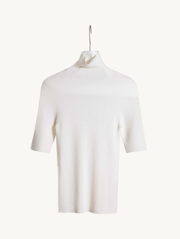 Classic Mid-Sleeve Turtleneck Base Layer - Image 2