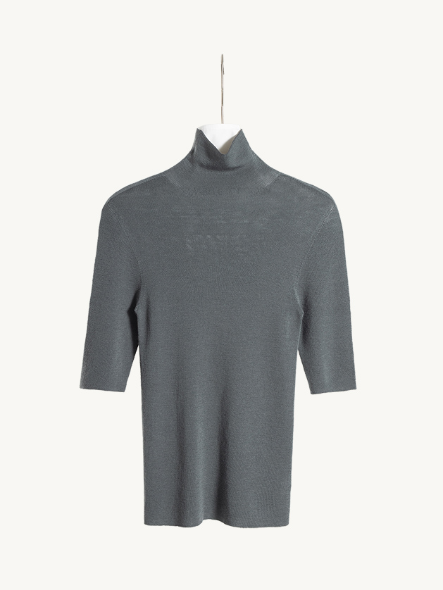 Classic Mid-Sleeve Turtleneck Base Layer - Image 3