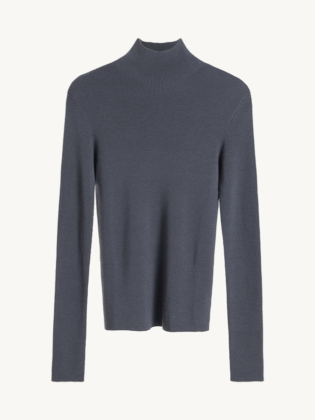 Minimalist Pressure-Free Turtleneck Base Layer - Image 5
