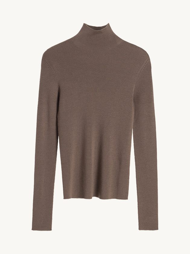 Minimalist Pressure-Free Turtleneck Base Layer - Image 4