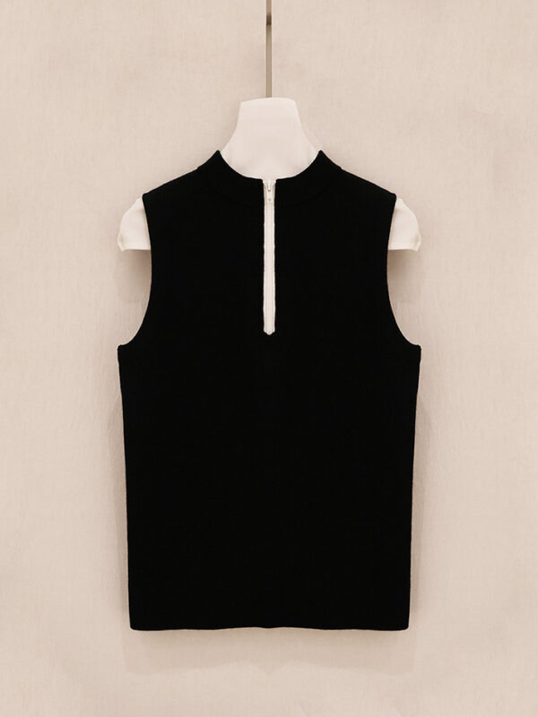 Contrast Zip Sleeveless Top